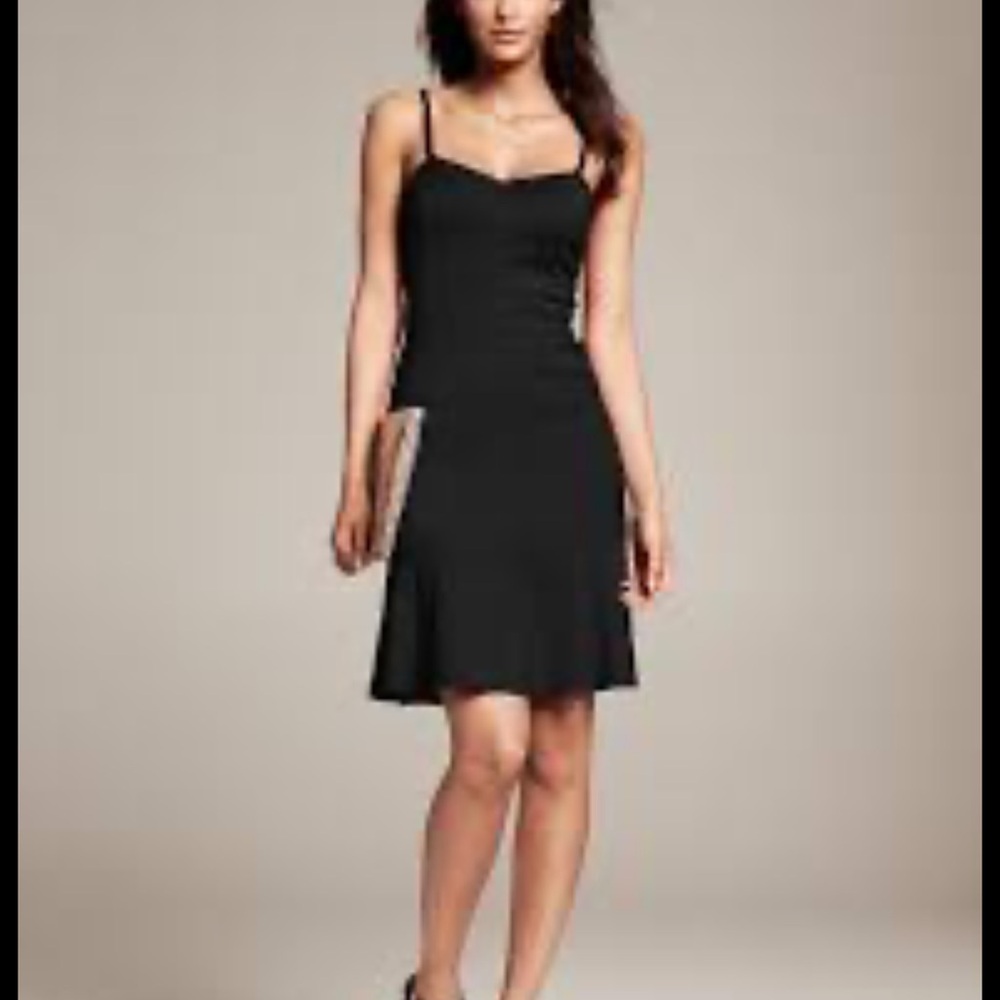 Banana Republic NWT Black Cocktail Dress Size 4 Wedding Guest Date Night Dress